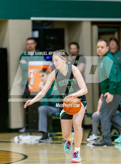 Thumbnail 1 in Skutt Catholic @ Pius X photogallery.