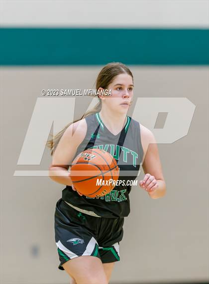 Thumbnail 1 in Skutt Catholic @ Pius X photogallery.