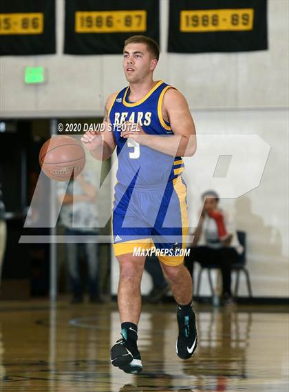 Thumbnail 1 in Mt. Shasta vs. East Nicolaus (CIF Northern Section D5 Final) photogallery.
