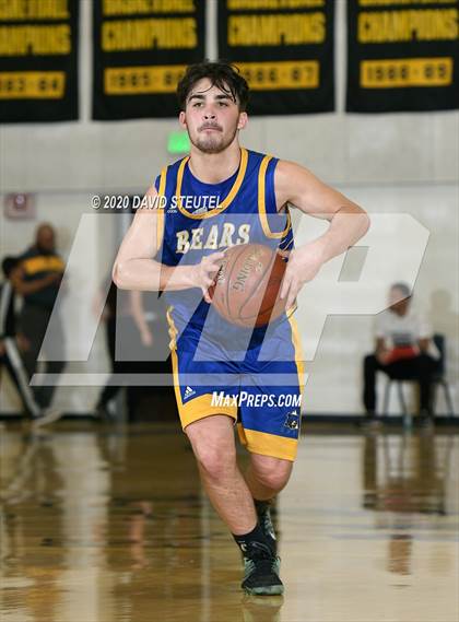 Thumbnail 1 in Mt. Shasta vs. East Nicolaus (CIF Northern Section D5 Final) photogallery.