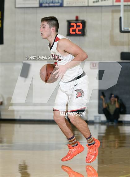 Thumbnail 3 in Mt. Shasta vs. East Nicolaus (CIF Northern Section D5 Final) photogallery.
