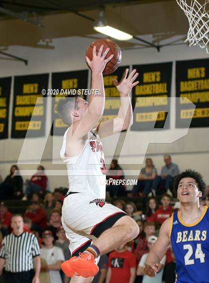Thumbnail 2 in Mt. Shasta vs. East Nicolaus (CIF Northern Section D5 Final) photogallery.