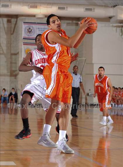 Thumbnail 2 in San Bernardino vs Huntington Park (MaxPreps Holiday Classic) photogallery.