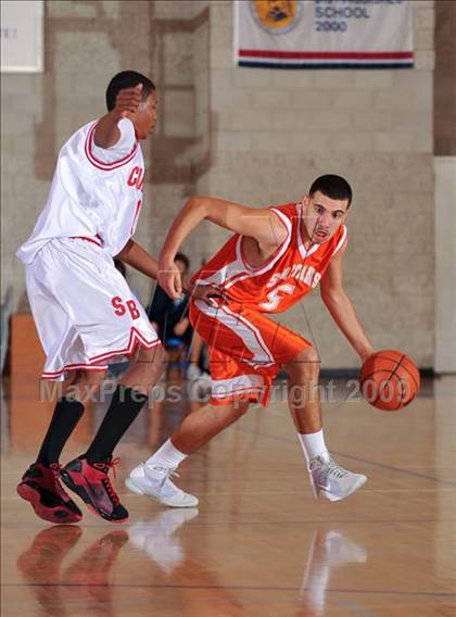 Thumbnail 3 in San Bernardino vs Huntington Park (MaxPreps Holiday Classic) photogallery.