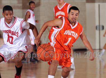 Thumbnail 3 in San Bernardino vs Huntington Park (MaxPreps Holiday Classic) photogallery.