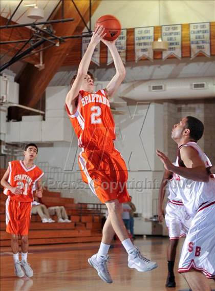 Thumbnail 1 in San Bernardino vs Huntington Park (MaxPreps Holiday Classic) photogallery.