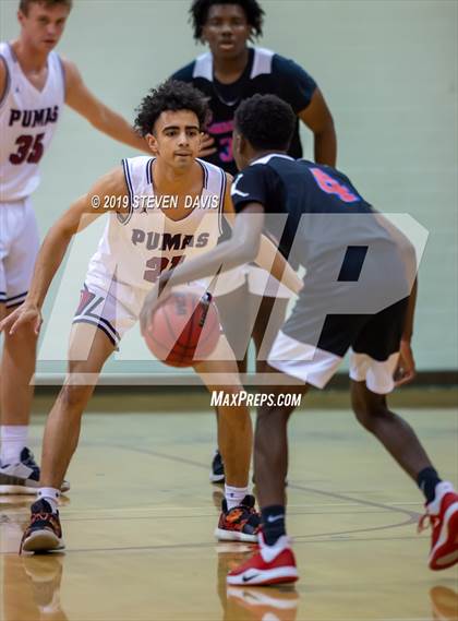 Thumbnail 2 in Serra vs. Perry  (Visit Mesa Basketball Challenge) photogallery.