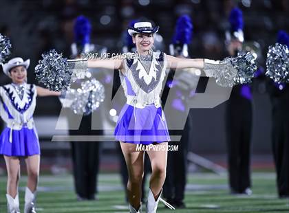 Thumbnail 1 in Angleton vs Highlands (Class 5A Div I Bidistrict) photogallery.
