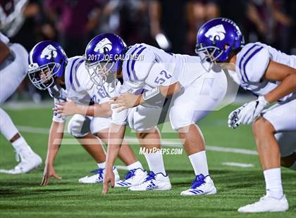 Thumbnail 1 in Angleton vs Highlands (Class 5A Div I Bidistrict) photogallery.