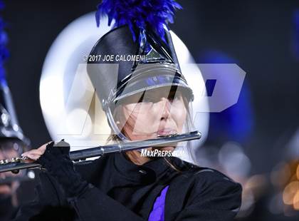 Thumbnail 2 in Angleton vs Highlands (Class 5A Div I Bidistrict) photogallery.