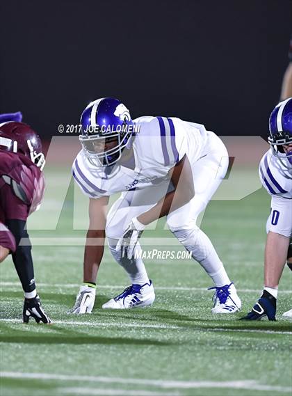 Thumbnail 2 in Angleton vs Highlands (Class 5A Div I Bidistrict) photogallery.