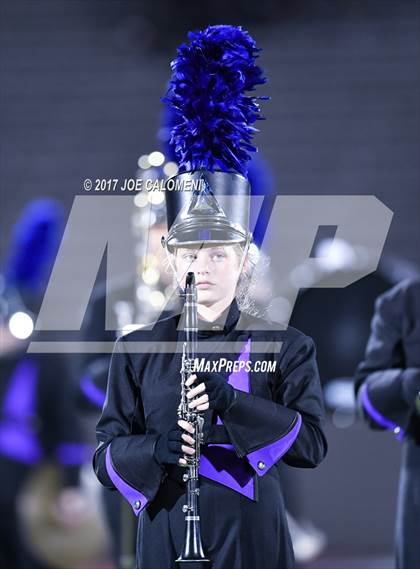 Thumbnail 3 in Angleton vs Highlands (Class 5A Div I Bidistrict) photogallery.