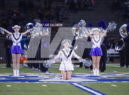 Thumbnail 2 in Angleton vs Highlands (Class 5A Div I Bidistrict) photogallery.