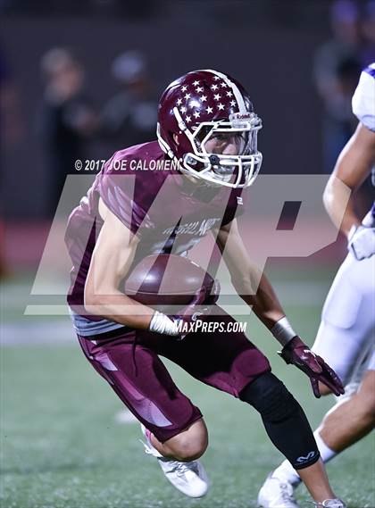 Thumbnail 1 in Angleton vs Highlands (Class 5A Div I Bidistrict) photogallery.