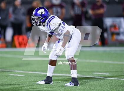 Thumbnail 2 in Angleton vs Highlands (Class 5A Div I Bidistrict) photogallery.