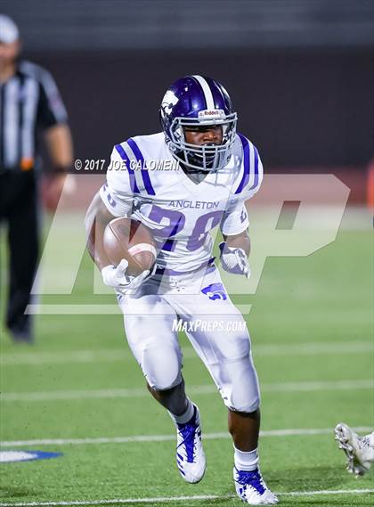 Thumbnail 3 in Angleton vs Highlands (Class 5A Div I Bidistrict) photogallery.