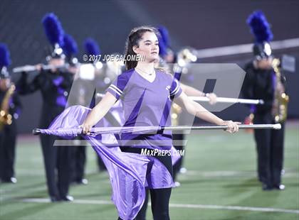 Thumbnail 2 in Angleton vs Highlands (Class 5A Div I Bidistrict) photogallery.
