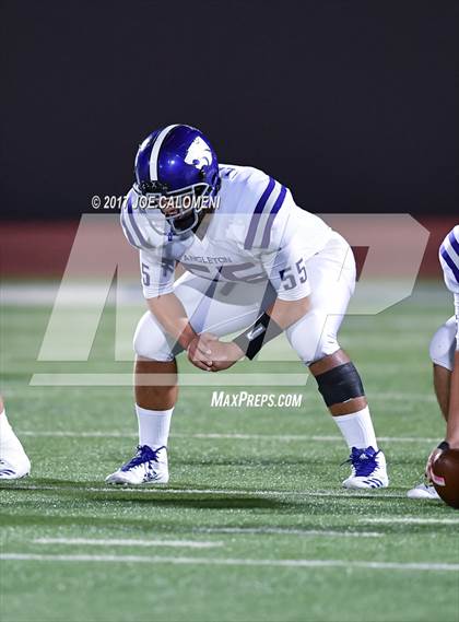 Thumbnail 1 in Angleton vs Highlands (Class 5A Div I Bidistrict) photogallery.