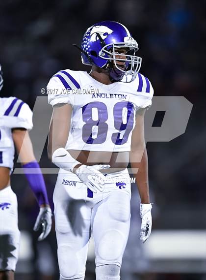 Thumbnail 1 in Angleton vs Highlands (Class 5A Div I Bidistrict) photogallery.