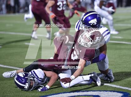 Thumbnail 3 in Angleton vs Highlands (Class 5A Div I Bidistrict) photogallery.