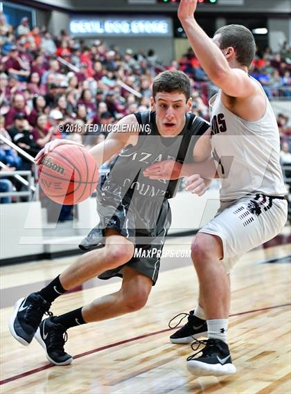 Thumbnail 1 in Kirby vs. Izard County (AAA 1A 2nd Round Playoff) photogallery.