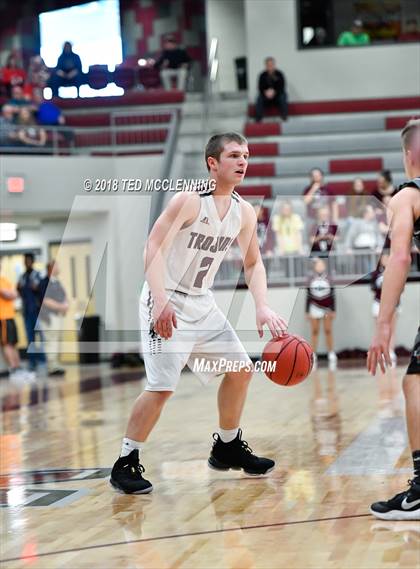 Thumbnail 1 in Kirby vs. Izard County (AAA 1A 2nd Round Playoff) photogallery.