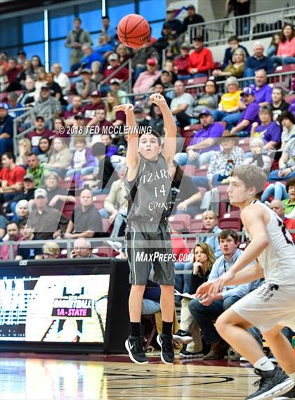 Thumbnail 3 in Kirby vs. Izard County (AAA 1A 2nd Round Playoff) photogallery.