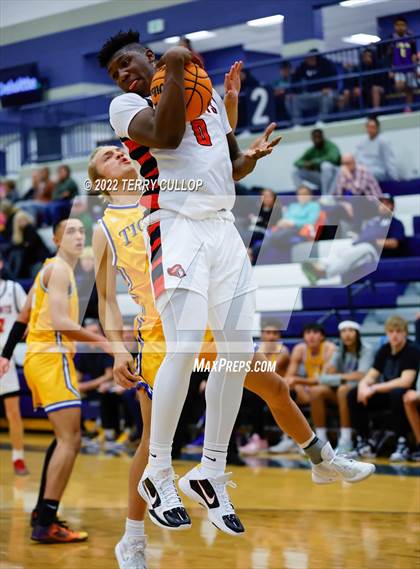 Thumbnail 2 in Hillcrest vs. Orem (Corner Canyon Tournament of Champions) photogallery.