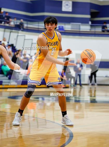 Thumbnail 3 in Hillcrest vs. Orem (Corner Canyon Tournament of Champions) photogallery.