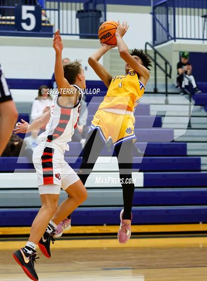 Thumbnail 3 in Hillcrest vs. Orem (Corner Canyon Tournament of Champions) photogallery.