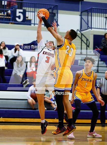 Thumbnail 2 in Hillcrest vs. Orem (Corner Canyon Tournament of Champions) photogallery.