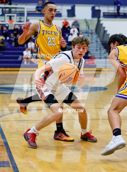 Thumbnail 3 in Hillcrest vs. Orem (Corner Canyon Tournament of Champions) photogallery.