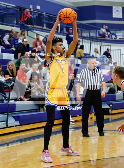 Thumbnail 3 in Hillcrest vs. Orem (Corner Canyon Tournament of Champions) photogallery.