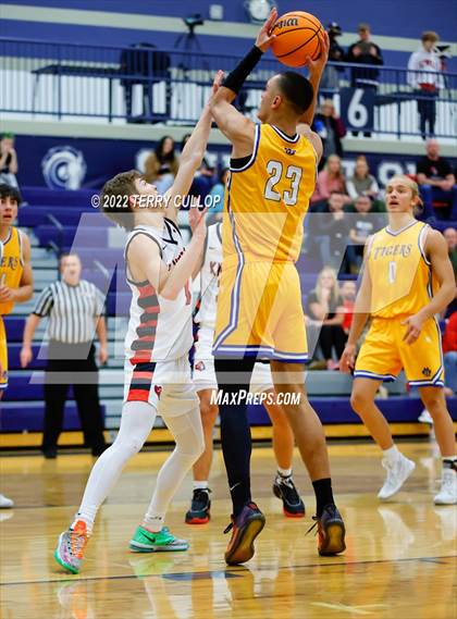 Thumbnail 3 in Hillcrest vs. Orem (Corner Canyon Tournament of Champions) photogallery.