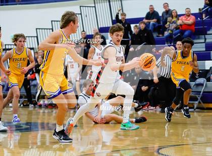 Thumbnail 2 in Hillcrest vs. Orem (Corner Canyon Tournament of Champions) photogallery.