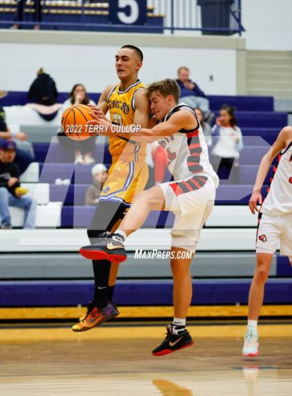 Thumbnail 3 in Hillcrest vs. Orem (Corner Canyon Tournament of Champions) photogallery.