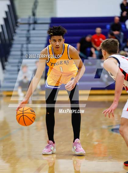Thumbnail 2 in Hillcrest vs. Orem (Corner Canyon Tournament of Champions) photogallery.