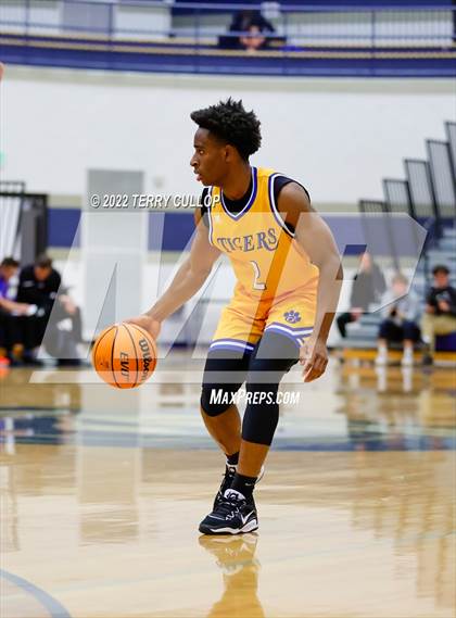 Thumbnail 3 in Hillcrest vs. Orem (Corner Canyon Tournament of Champions) photogallery.