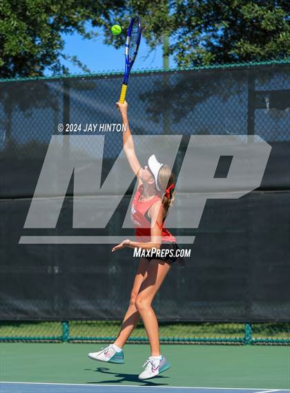Thumbnail 2 in The Woodlands vs. Round Rock Westwood (UIL 6A Tennis Semifinals) photogallery.