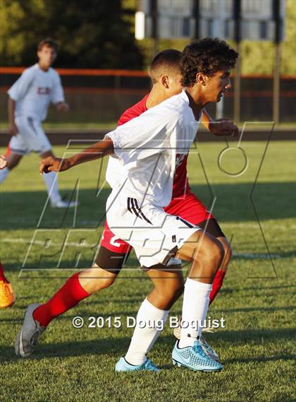 Thumbnail 2 in Lima vs Fort Jennings photogallery.