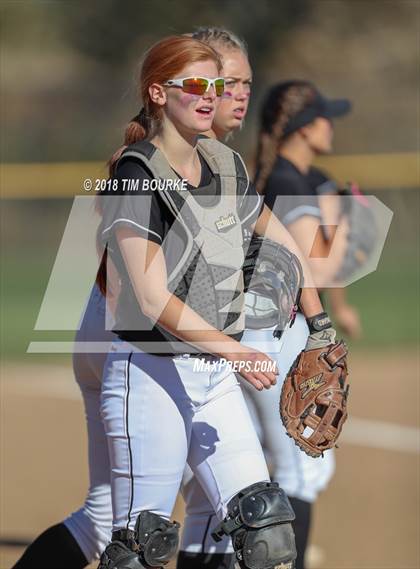 Thumbnail 2 in Mountain View vs. Pueblo East (CHSAA 4A State Playoff 1st Round) photogallery.