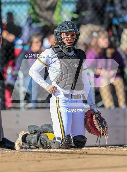 Thumbnail 3 in Mountain View vs. Pueblo East (CHSAA 4A State Playoff 1st Round) photogallery.