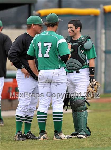 Thumbnail 3 in Mabank vs. Carthage (UIL 3A Region 2 Area Playoff) photogallery.