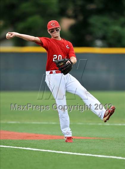 Thumbnail 3 in Mabank vs. Carthage (UIL 3A Region 2 Area Playoff) photogallery.