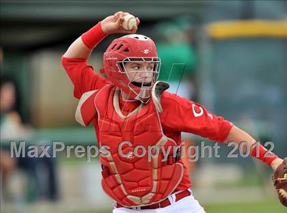 Thumbnail 2 in Mabank vs. Carthage (UIL 3A Region 2 Area Playoff) photogallery.