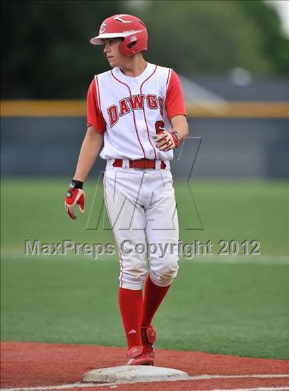 Thumbnail 1 in Mabank vs. Carthage (UIL 3A Region 2 Area Playoff) photogallery.