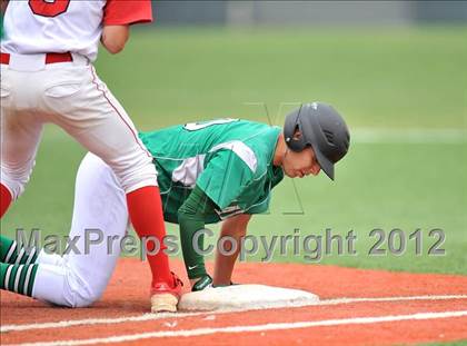 Thumbnail 2 in Mabank vs. Carthage (UIL 3A Region 2 Area Playoff) photogallery.