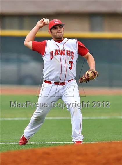 Thumbnail 2 in Mabank vs. Carthage (UIL 3A Region 2 Area Playoff) photogallery.