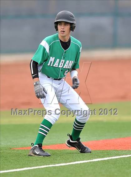 Thumbnail 2 in Mabank vs. Carthage (UIL 3A Region 2 Area Playoff) photogallery.