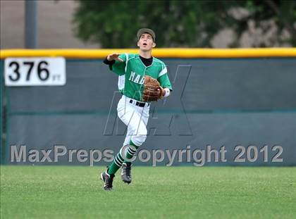 Thumbnail 2 in Mabank vs. Carthage (UIL 3A Region 2 Area Playoff) photogallery.